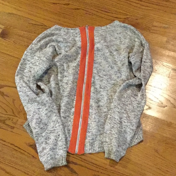 Beige The Limited Sweater - Picture 4 of 4